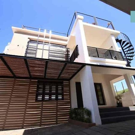 Ezebella Luxury Service Villa Ooty Exterior foto